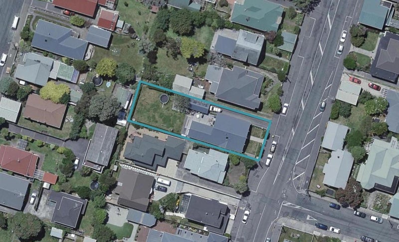 118 Derwent Street, Island Bay, Wellington - Carousel 1