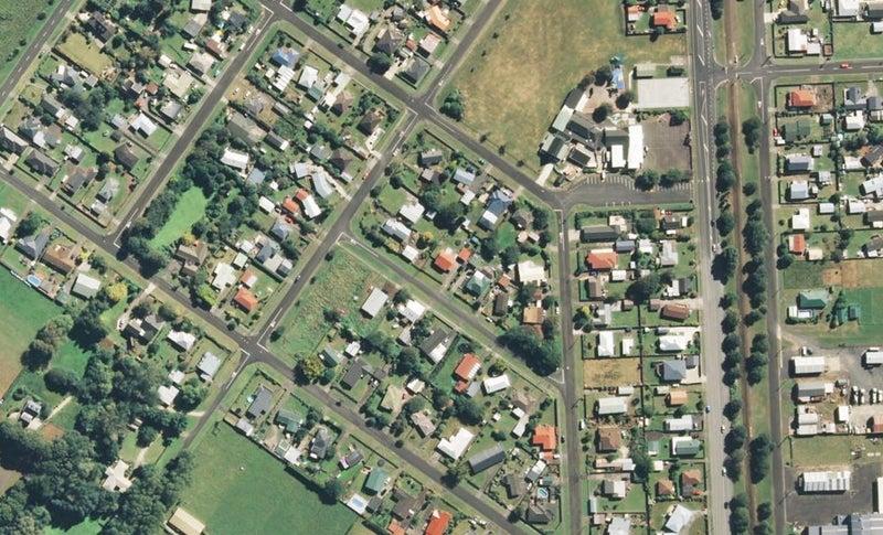 11 Pitt Street, Normanby, Hawera - Carousel 1