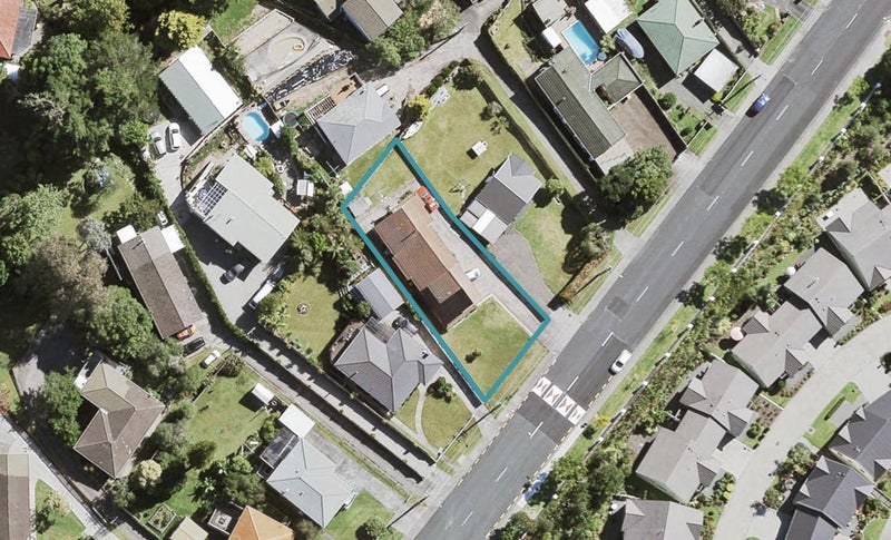 55 Avonleigh Road, Green Bay, Auckland - Carousel 1