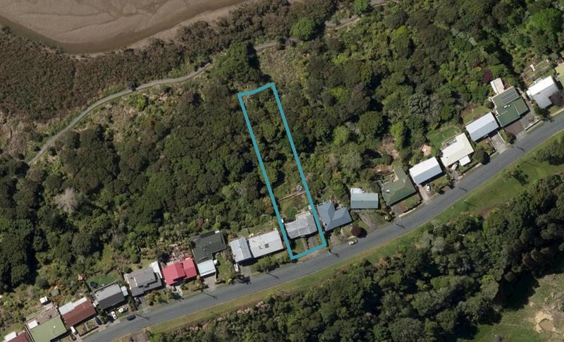 36 George Point Road, Onerahi, Whangarei - Carousel 1