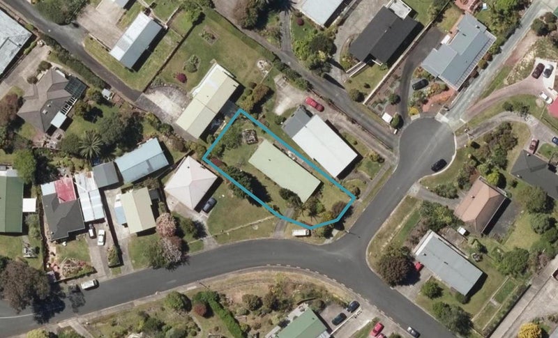 1 Orchard Place, Morningside, Whangarei - Carousel 1