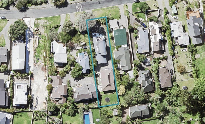2/40 Beulah Avenue, Rothesay Bay, Auckland - Carousel 1