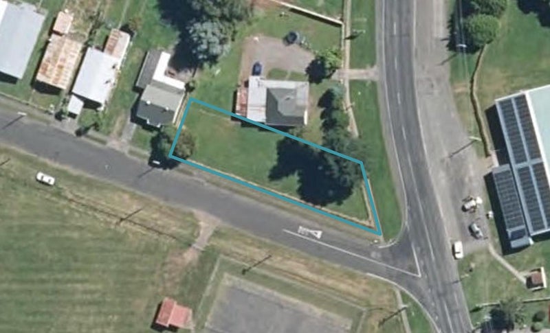 10 Parapara Rd (State Highway, 4), RAETIHI - Carousel 1