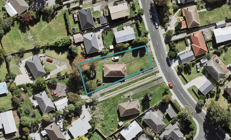 76 Kervil Avenue, Te Atatu Peninsula, Auckland - Carousel 1