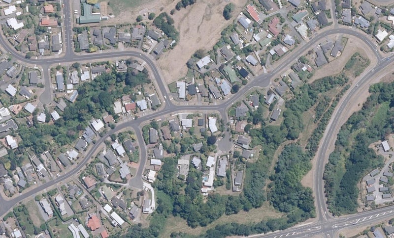 61 Birch Street, Hilltop, Taupō - Carousel 1