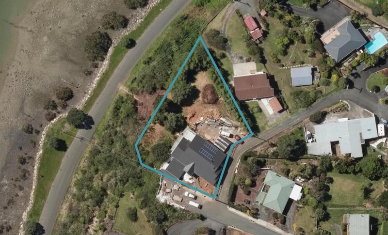 16 Munro Street, Onerahi, Whangarei - Carousel 1