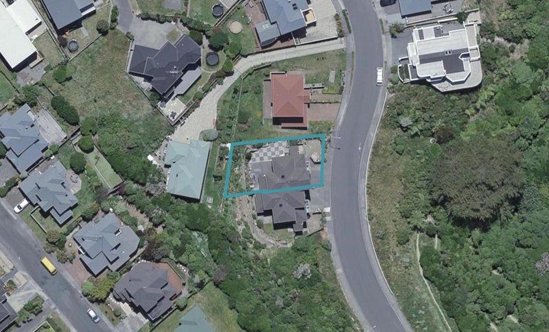 36A Tamworth Crescent, Newlands, Wellington - Carousel 1