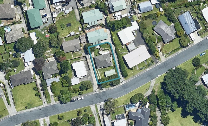 33 Paine Street, Judea, Tauranga - Carousel 1