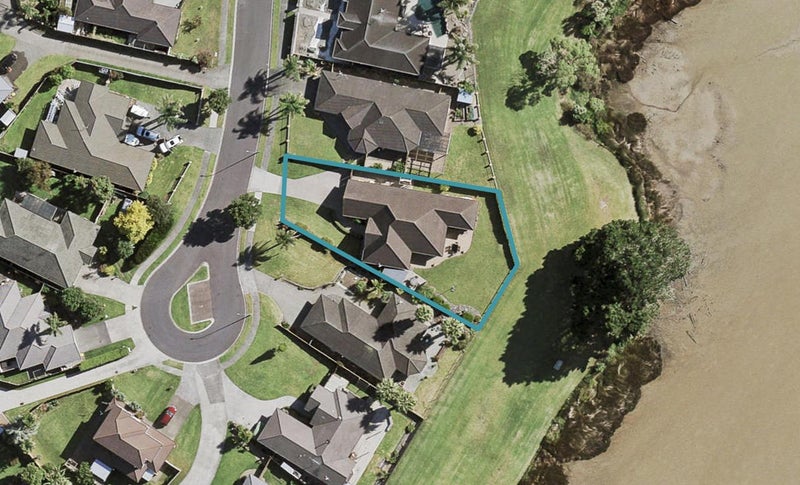16 Waione Court, Takanini, Auckland - Carousel 1