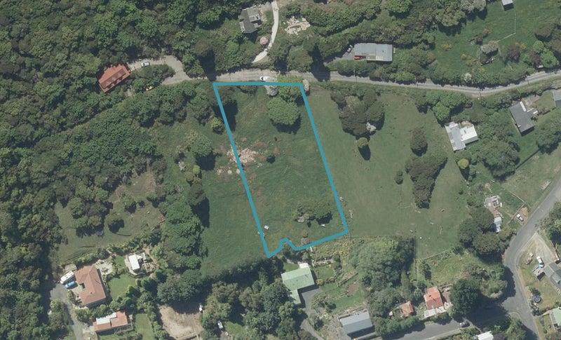 13 Rimu Street, Ravensbourne, Dunedin - Carousel 1