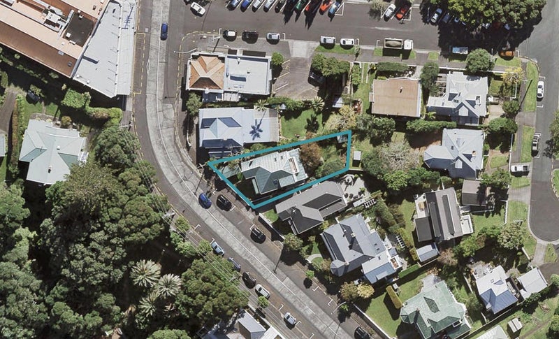 111 Queen Street, Northcote Point, Auckland - Carousel 1