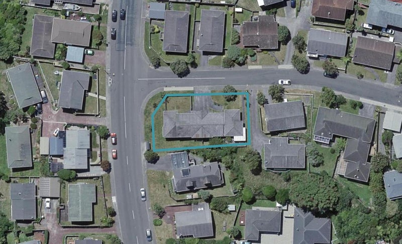 2B Glenwood Grove, Woodridge, Wellington - Carousel 1