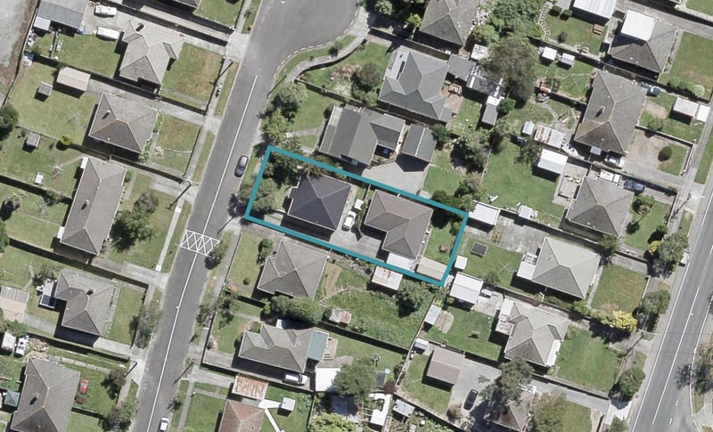 1/10 Purser Grove, Fairfield, Lower Hutt - Carousel 1