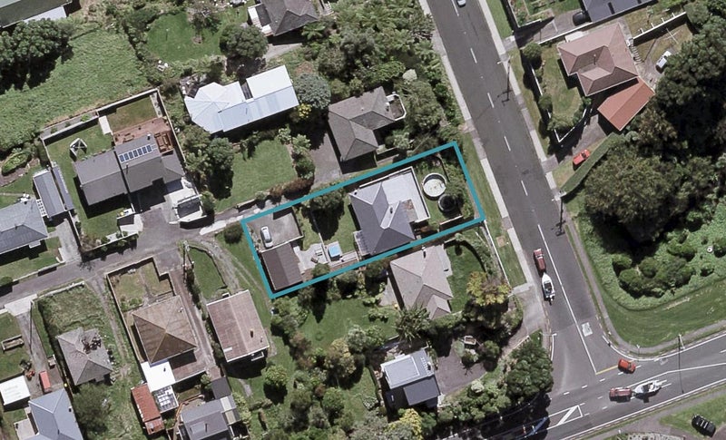 34 Lawry Street, Blagdon, New Plymouth - Carousel 1