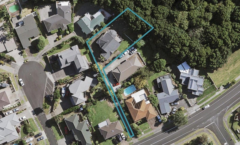 74 Eugenia Rise, Totara Heights, Auckland - Carousel 1