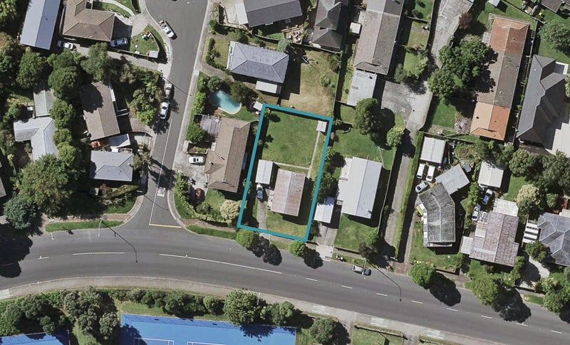 32 Merton Road, Saint Johns, Auckland - Carousel 1