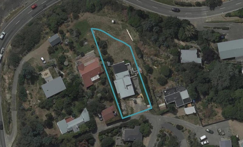 7 Ngaio Lane, Charteris Bay, Lyttelton - Carousel 1