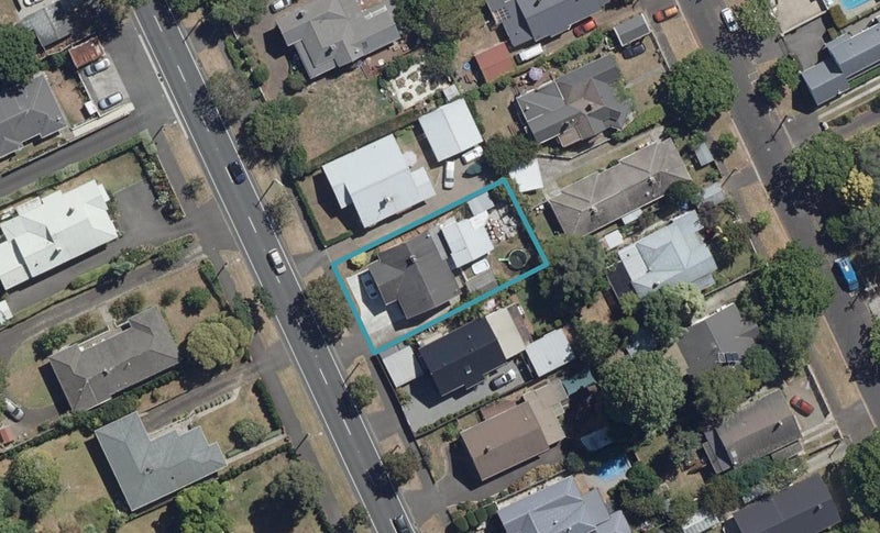 240 River Road, Claudelands, Hamilton - Carousel 1
