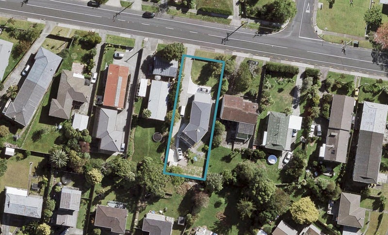 157 View Road, Sunnyvale, Auckland - Carousel 1