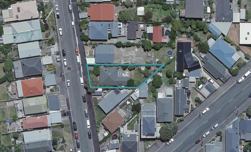 201 Sutherland Road, Lyall Bay, Wellington - Carousel 1
