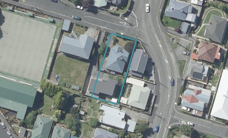 1 Bowler Avenue, Mornington, Dunedin - Carousel 1