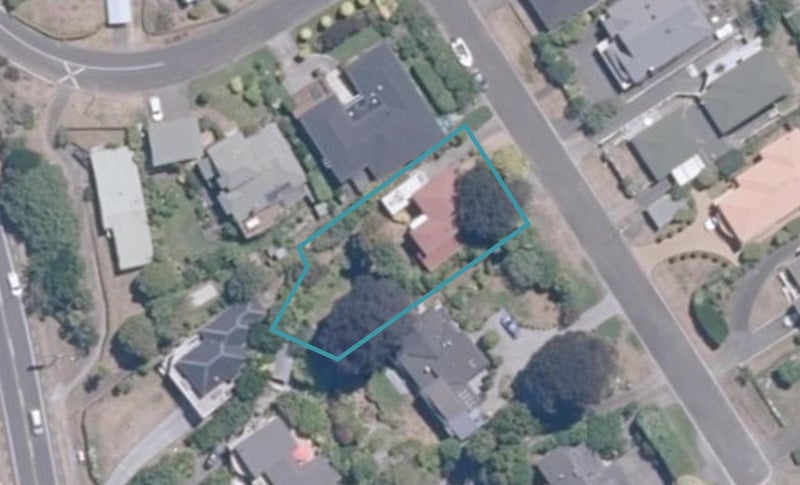 5 Crowther Terrace, Waipahihi, Taupo - Carousel 1