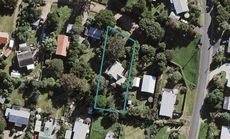 9 Muritai Road, Ostend, Waiheke Island - Carousel 1