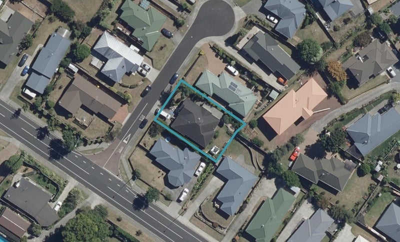 4 Glenside Rise, Grandview Heights, Hamilton - Carousel 1
