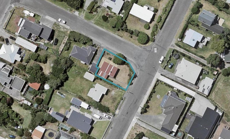 21 Moana Street, Otaki Beach, Otaki - Carousel 1