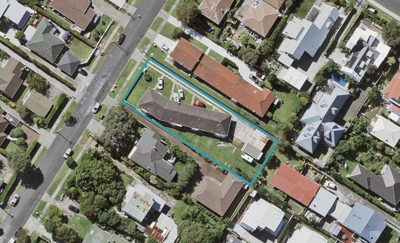 2/30 Jutland Road, Hauraki, Auckland - Carousel 1
