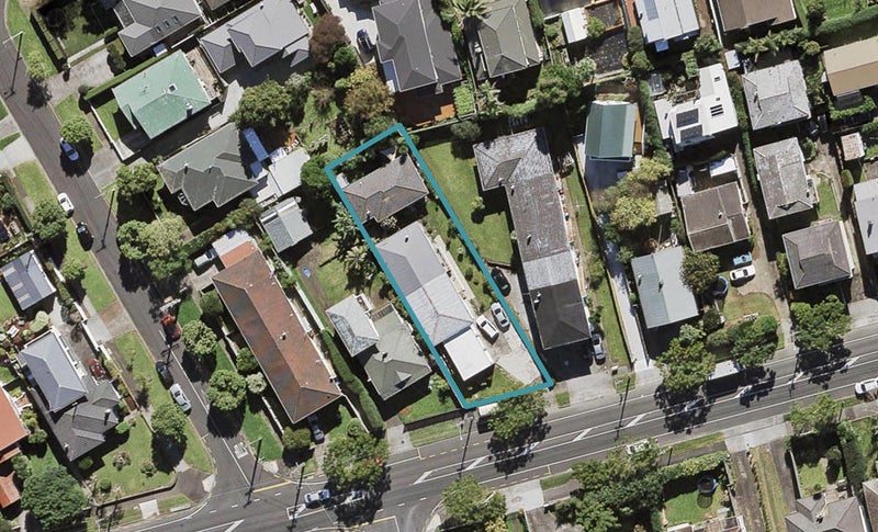 3/37 Owairaka Avenue, Owairaka, Auckland - Carousel 1