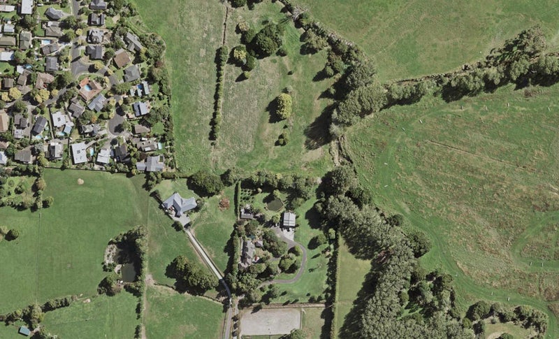 16 Chalky Road, Ōpaheke, Papakura - Carousel 1