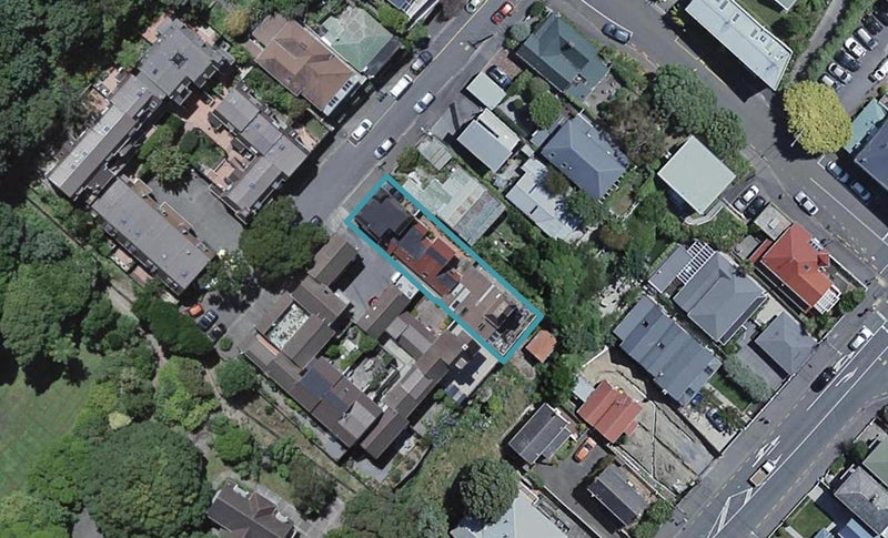 9C Pitarua Street, Thorndon, Wellington - Carousel 1