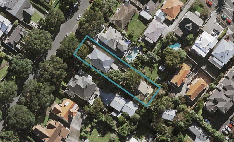 4 Aratonga Avenue, Greenlane, Auckland - Carousel 1