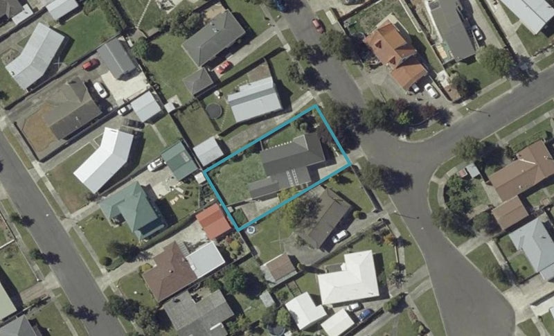 26 Suzanne Grove, Kelvin Grove, Palmerston North - Carousel 1