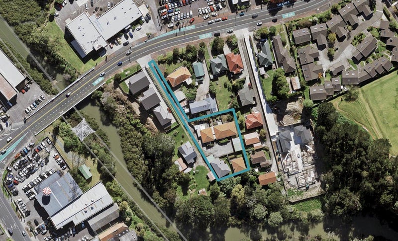 4/2176 Great North Road, Avondale, Auckland - Carousel 1