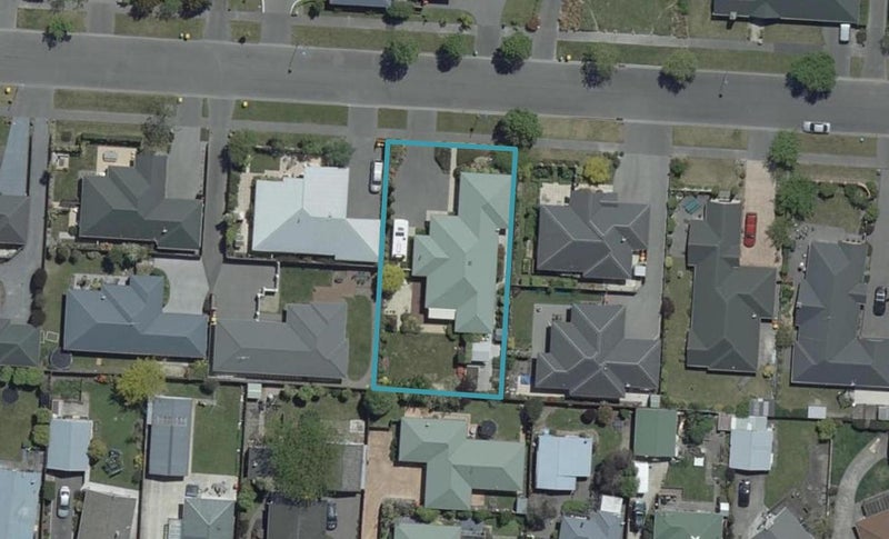 47 Coolspring Way, Redwood, Christchurch - Carousel 1