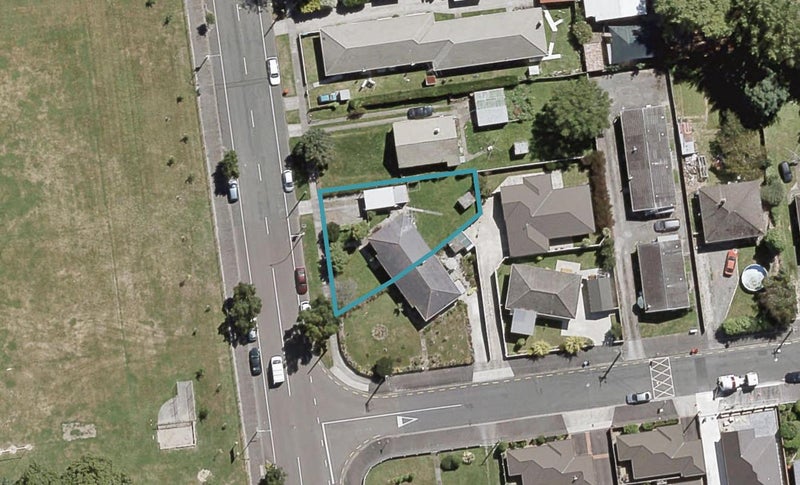 38 Pine Avenue, Upper Hutt Central, Upper Hutt - Carousel 1