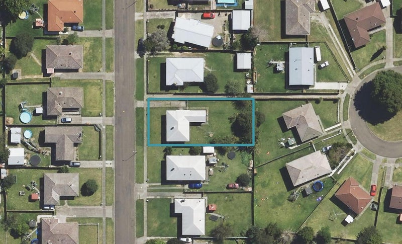 29 Pickering Street, Outer Kaiti, Gisborne - Carousel 1