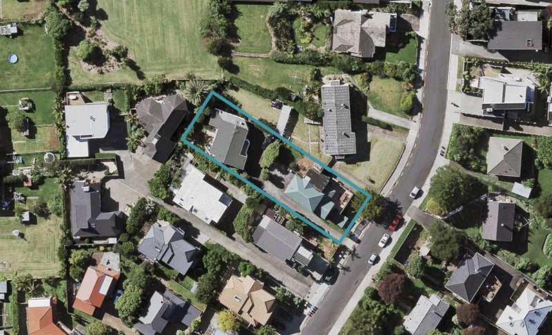 62 Kurahaupo Street, Orakei, Auckland - Carousel 1