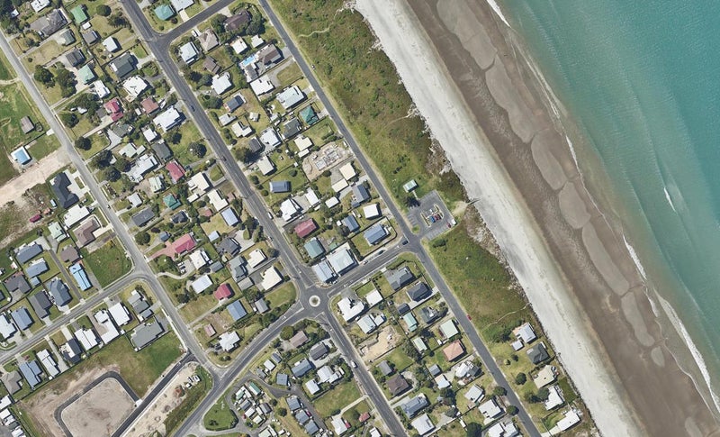 40A Broadway Road, Waihi Beach, Waihi Beach - Carousel 1