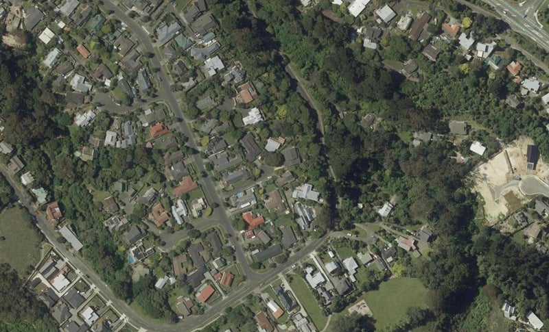14 Clifton Terrace, Fitzherbert, Palmerston North - Carousel 1