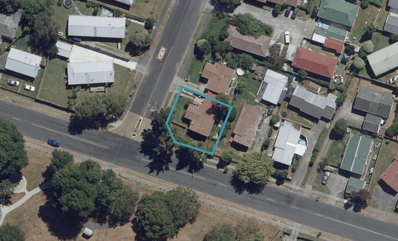 37 Lethborg Street, Dinsdale, Hamilton - Carousel 1
