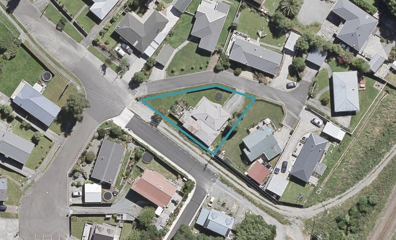 62 Moeraki Road, Maoribank, Upper Hutt - Carousel 1