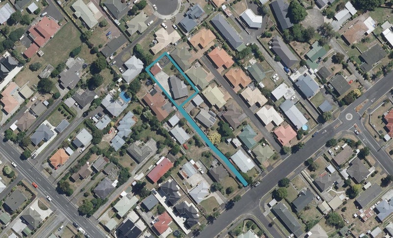 46 Storey Avenue, Forest Lake, Hamilton - Carousel 1