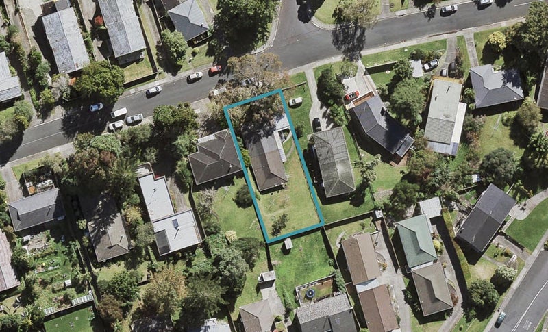 2/12 Ayton Drive, Totara Vale, Auckland - Carousel 1