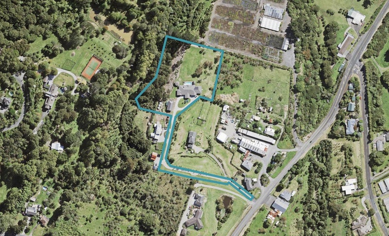 641 West Coast Road, Oratia, Auckland - Carousel 1