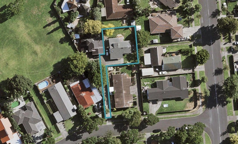 5B Corolu Place, Conifer Grove, Takanini - Carousel 1
