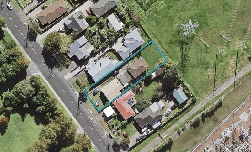 225 Hepburn Road, Glendene, Auckland - Carousel 1