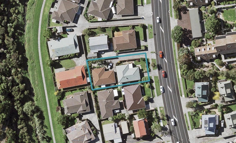 1/79 Aviemore Drive, Highland Park, Auckland - Carousel 1